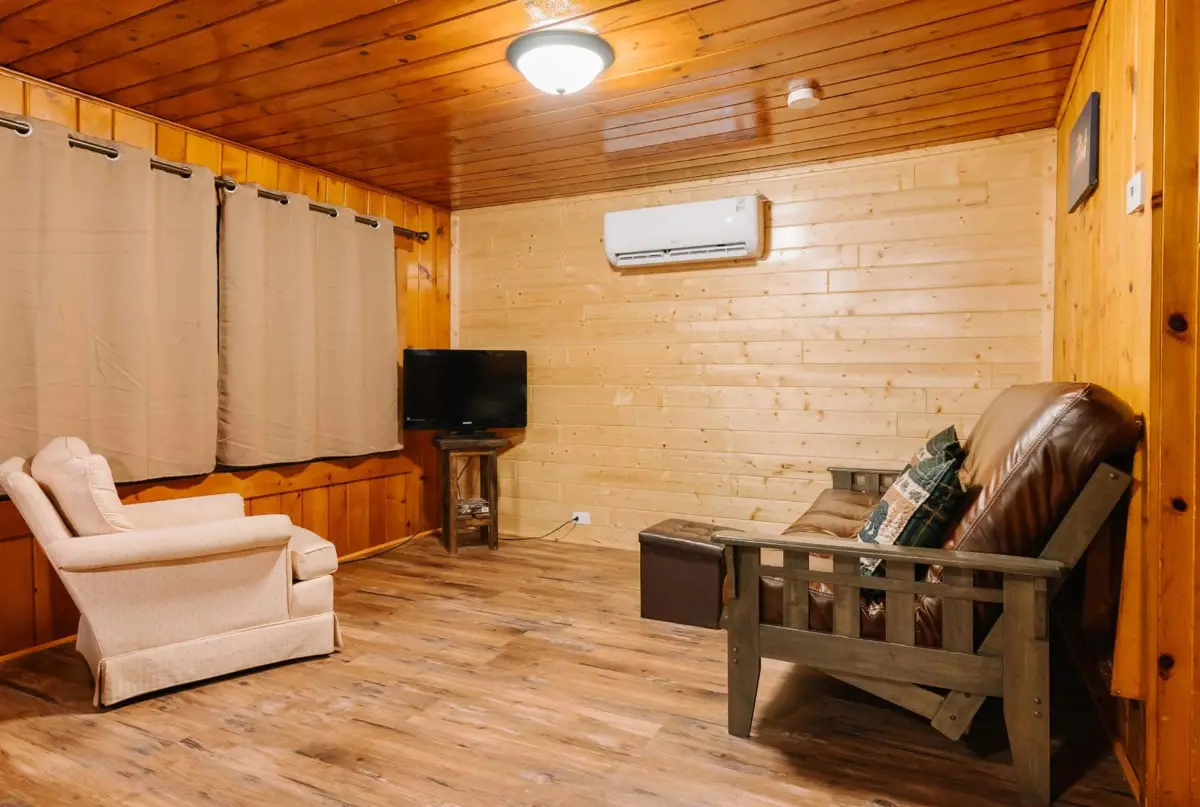 Hillside Resort Cabin 1 2