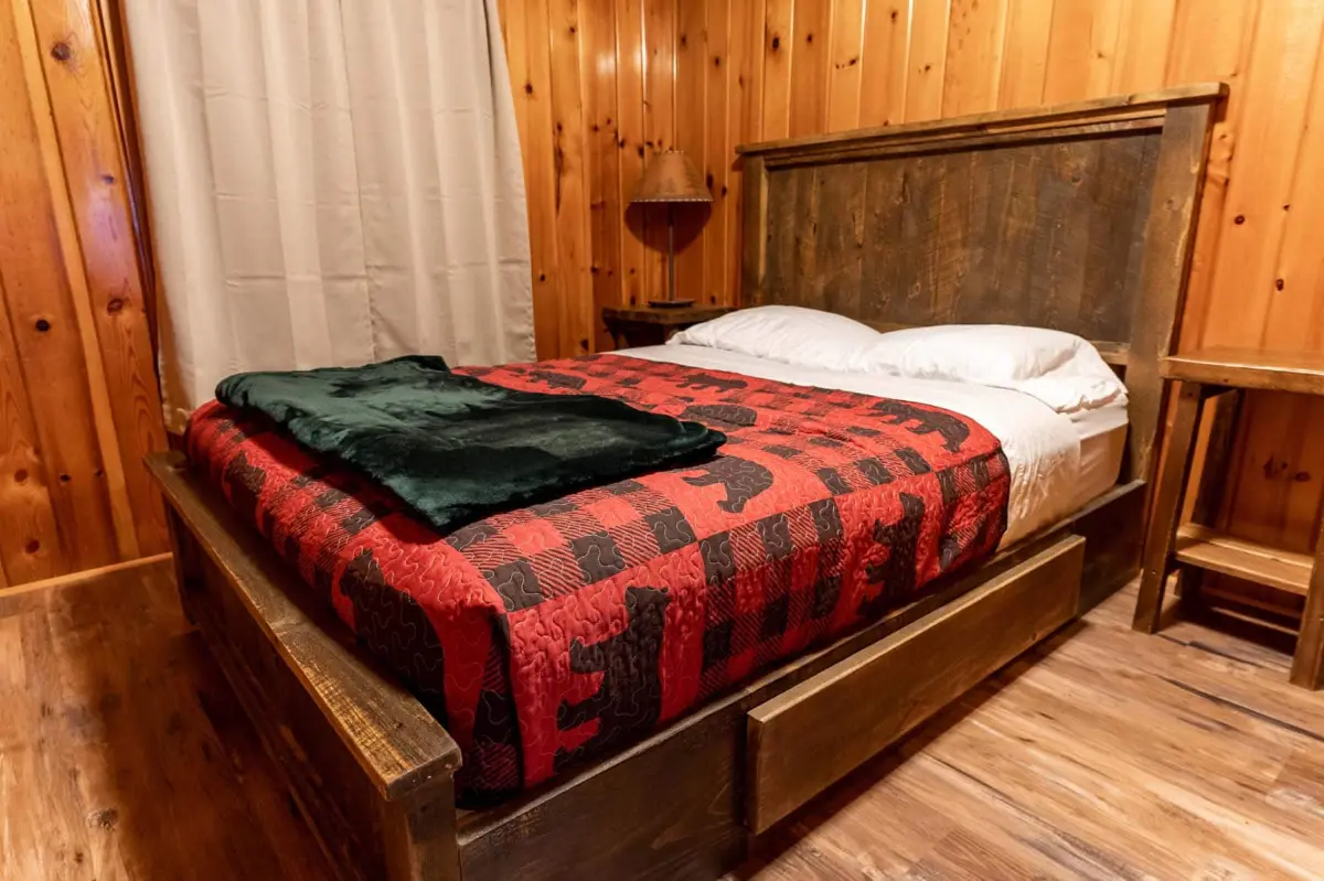 Hillside Resort Cabin 1 5