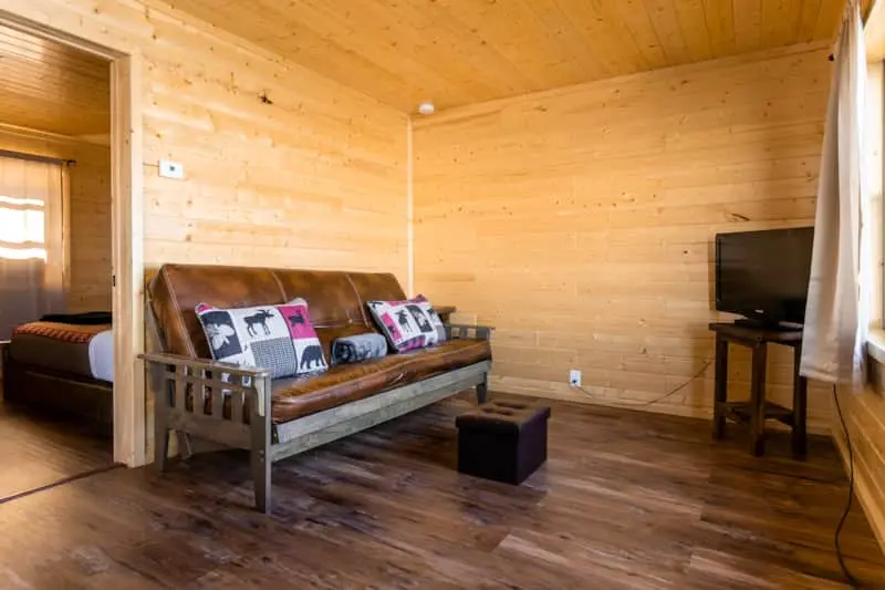 Hillside Resort Cabin 4 11