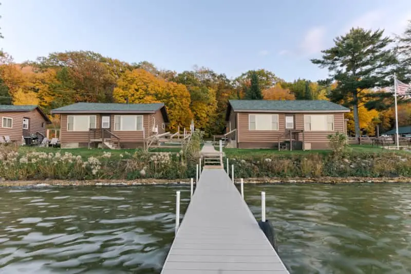 Hillside Resort Cabin 4 6